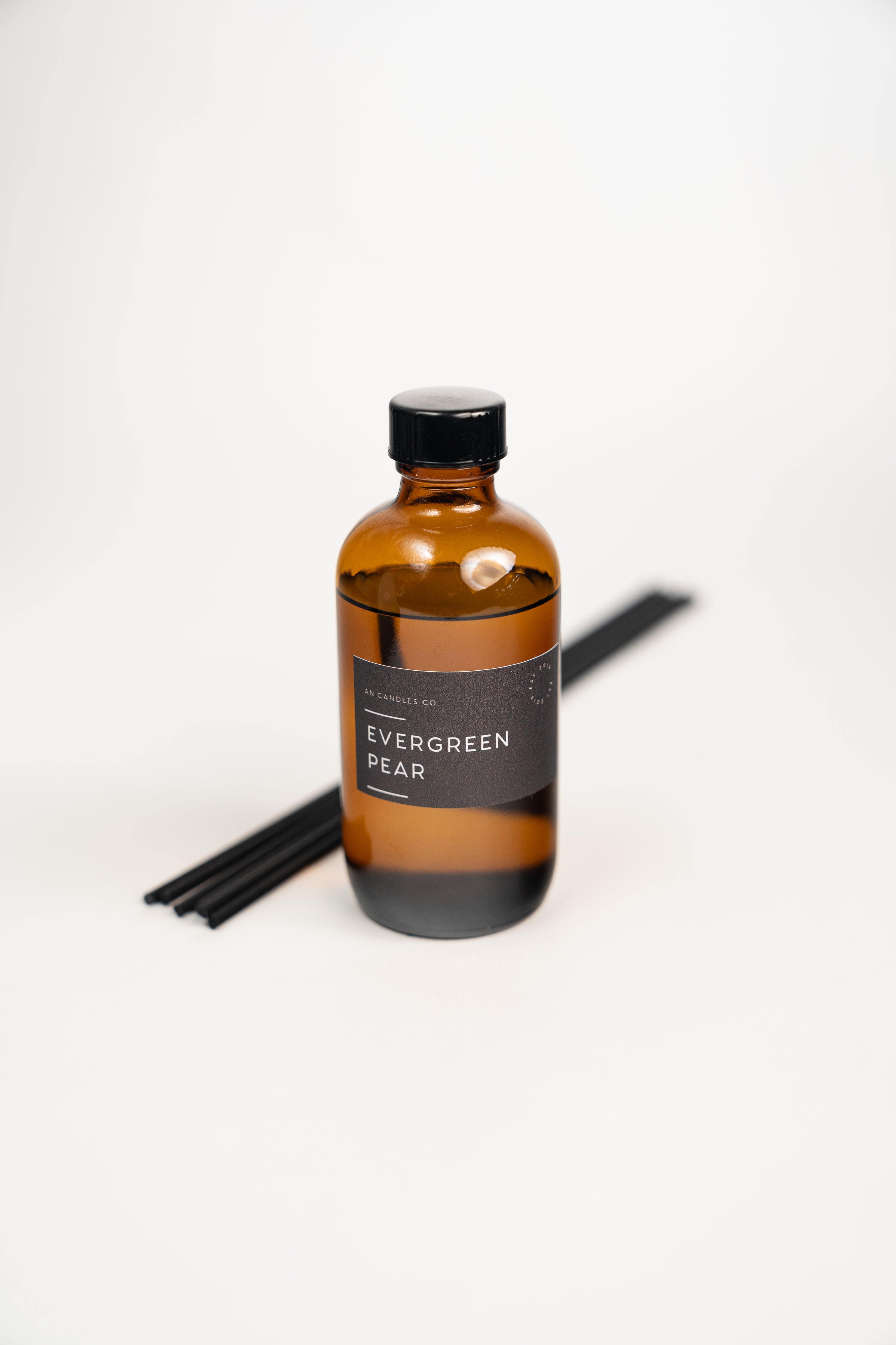 Evergreen Pear Reed Diffuser – An Candles Co.